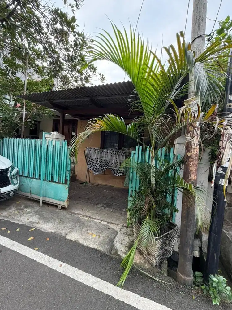 Di Jual cepat rumah SHM, lokasi strategis
