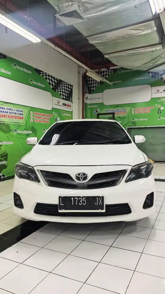 Toyota Corolla Altis V 2.0 Putih 2010 Matic / AT ISTIMEWA BOSS !!