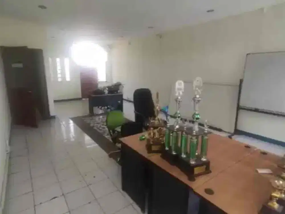 RUKO 3 LANTAI DI JALAN BKR BANDUNG – LOKASI KOMERSIAL PREMIUM