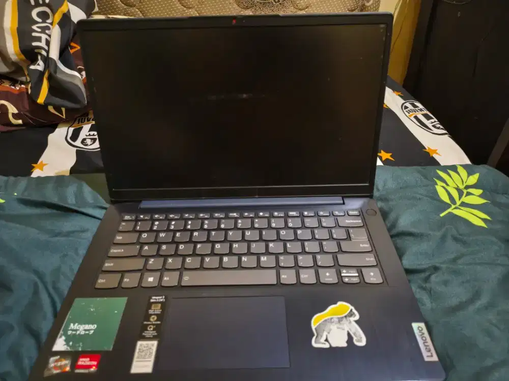 Lenovo Ideapad Slim 3 Ryzen 3 5300U 8/512