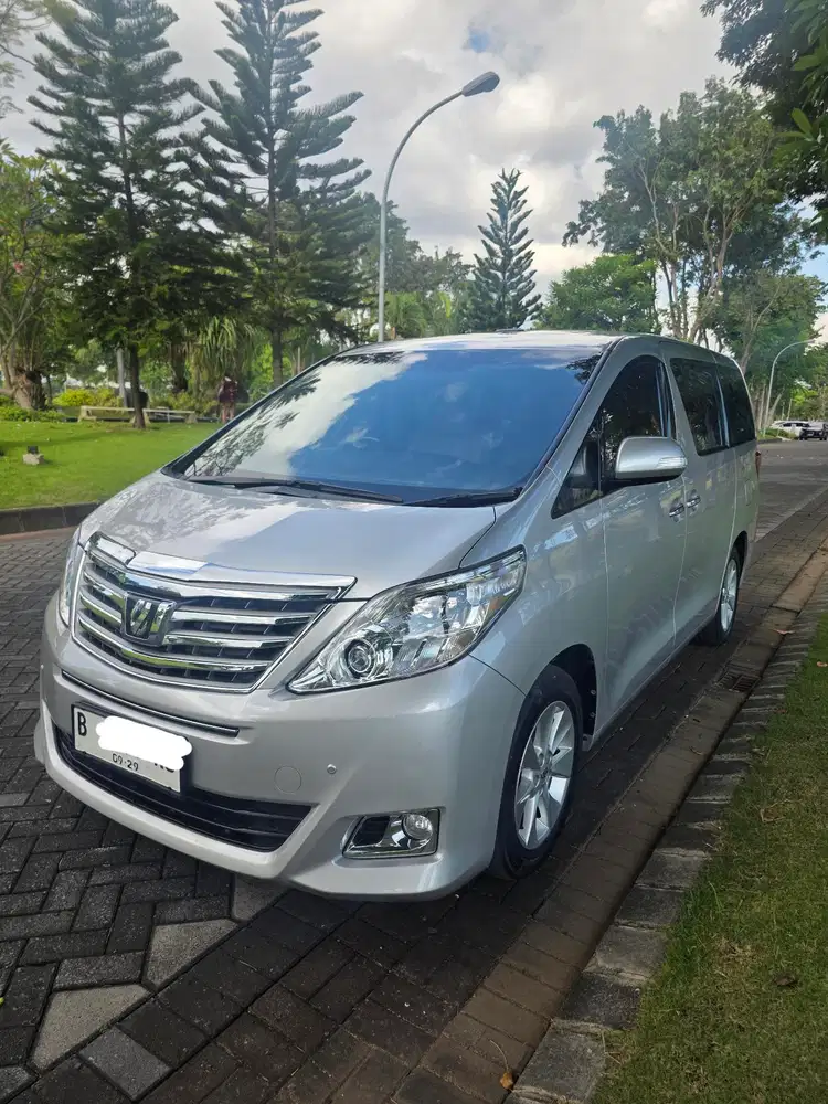 Toyota Alphard 3.5 V6 Low Km antik 2014 super istimewa