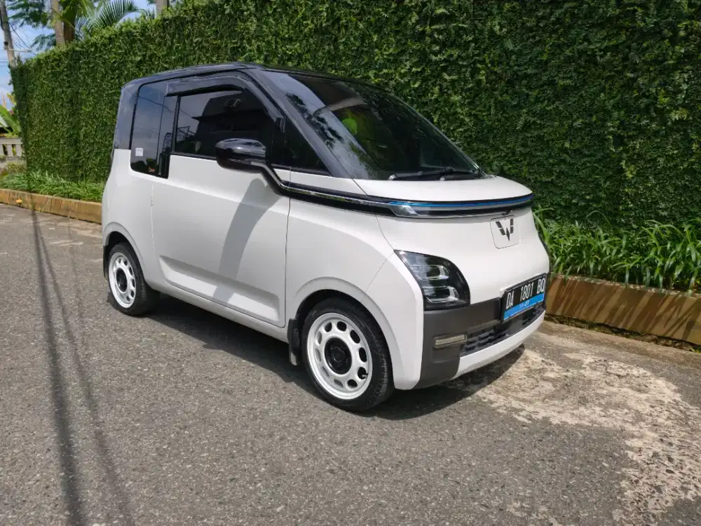 Wuling Air Ev Long Range Tahun 2022 Putih
