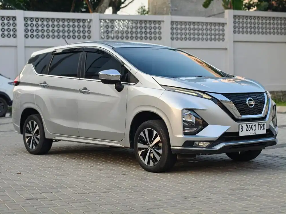 [LOW KM] Nissan Livina VL AT 2019