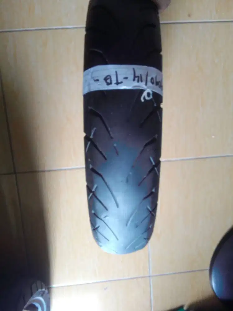 Ban motor second Non Tubeless Free ban dalam dan pompa mini BARU.