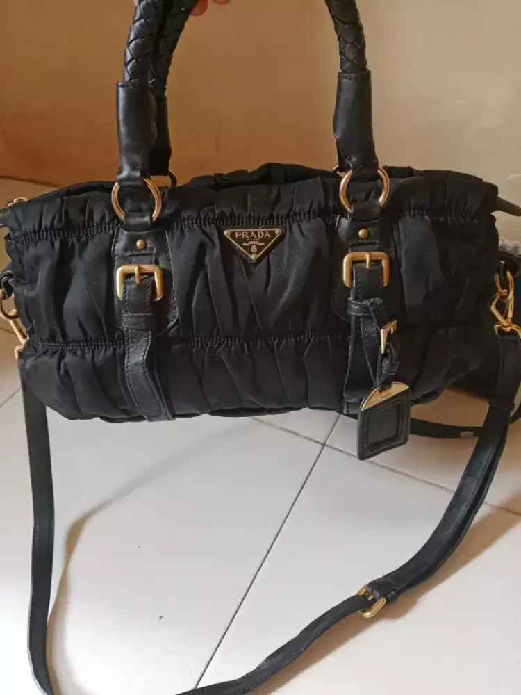 Authentic Prada tessuto nylon gaufre