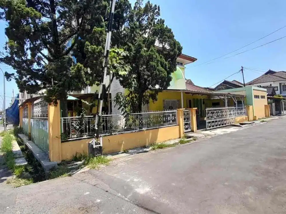 DIJUAL RUMAH BESAR STRATEGIS DI KIARACONDONG BANDUNG