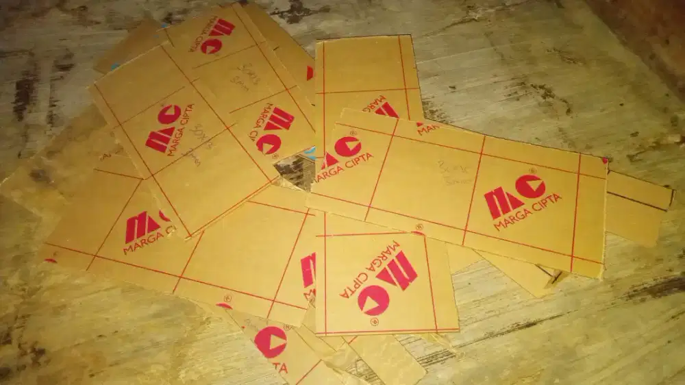 Akrilik Sheet berbagai macam ukuran