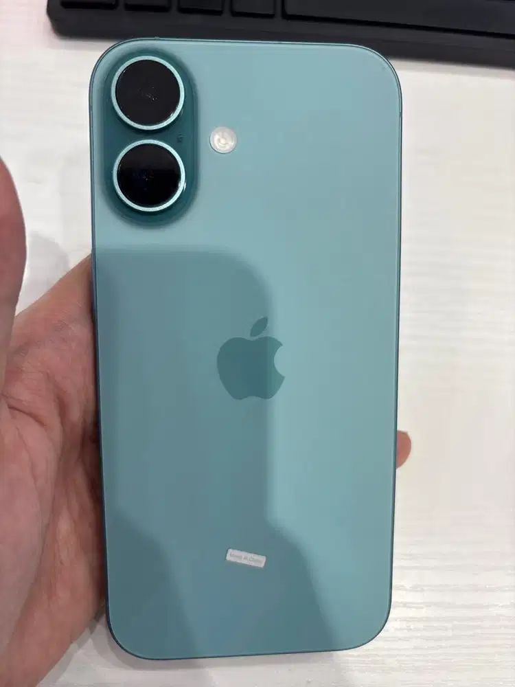 iPhone 16 Basic New