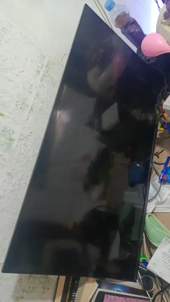 Tv merek TCL 32 inci rusak