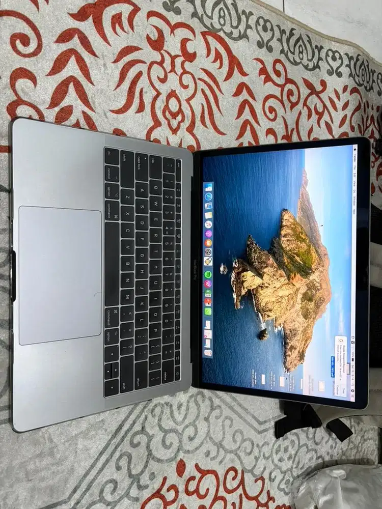 Macbook Pro 2017 256gb