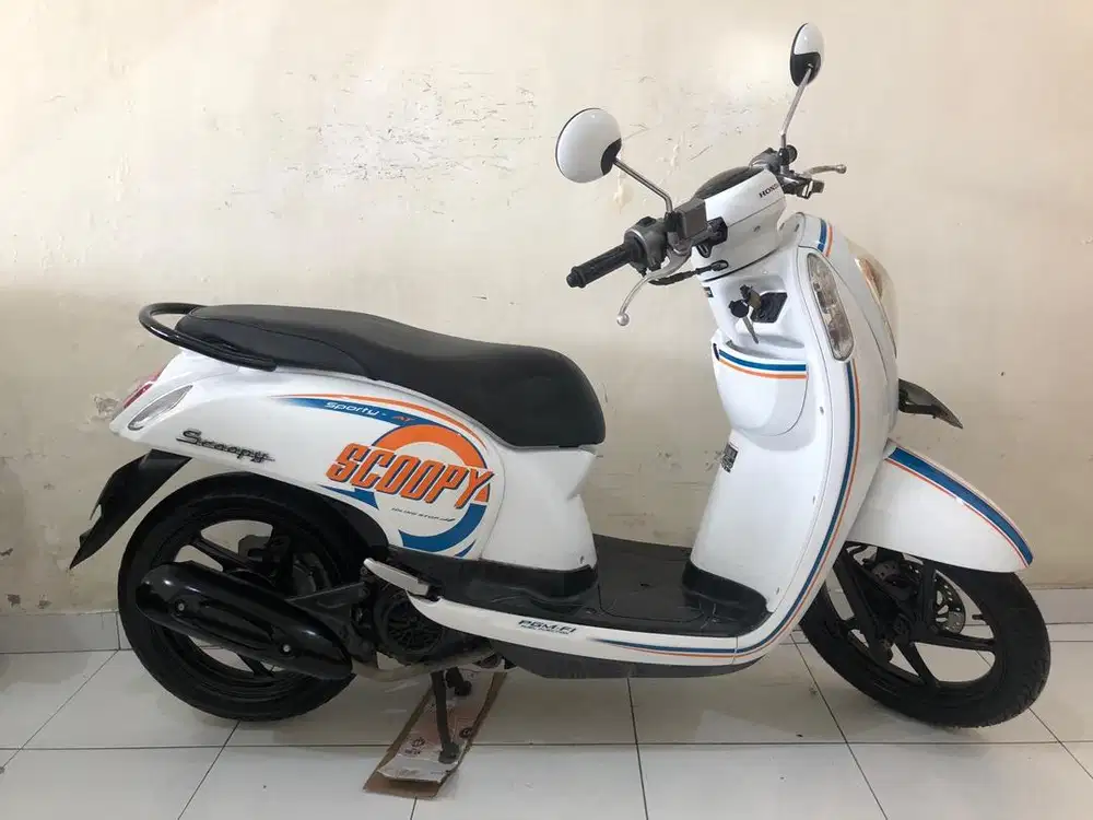 Honda Scoopy ESP Th.2016 White!!