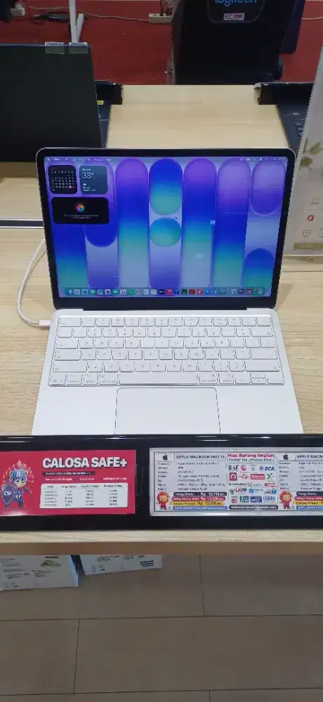 APPLE MACBOOK NEO 13