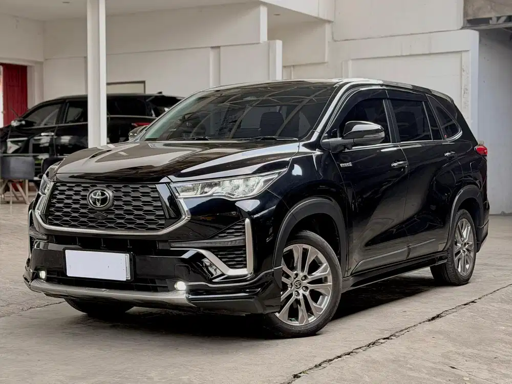 Innova Zenix Q Hybrid Modellista TSS AT 2024 LOW KM PAJAK HIDUP