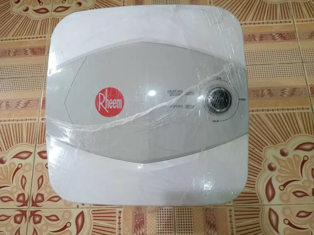 WATER HEATER RHEEM 10L LIKE NEW , KAPASITAS 10L - BEKAS