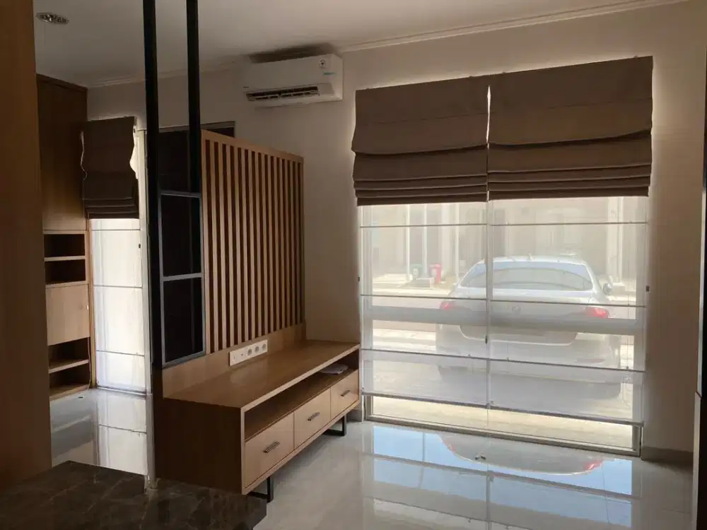 DI JUAL RUMAH HAWAI PAREDISE PIK 3M