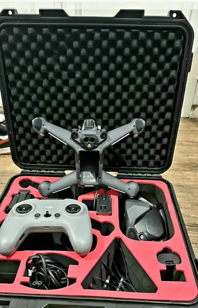 Jual Drone DJI FPV Combo (google V2). Full set, jarang digunakan