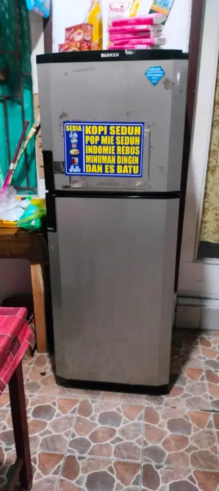 kulkas 2 pintu merk sanken