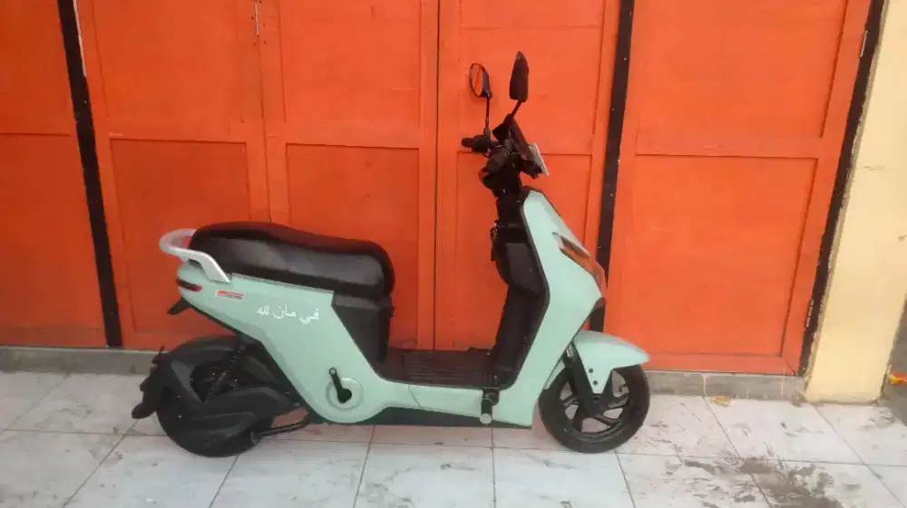 Di jual sepeda listrik siap pake lengkap normal mulus