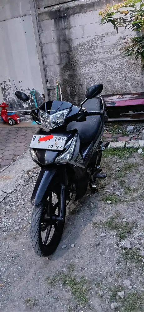 Supra x 125 helm in 2012