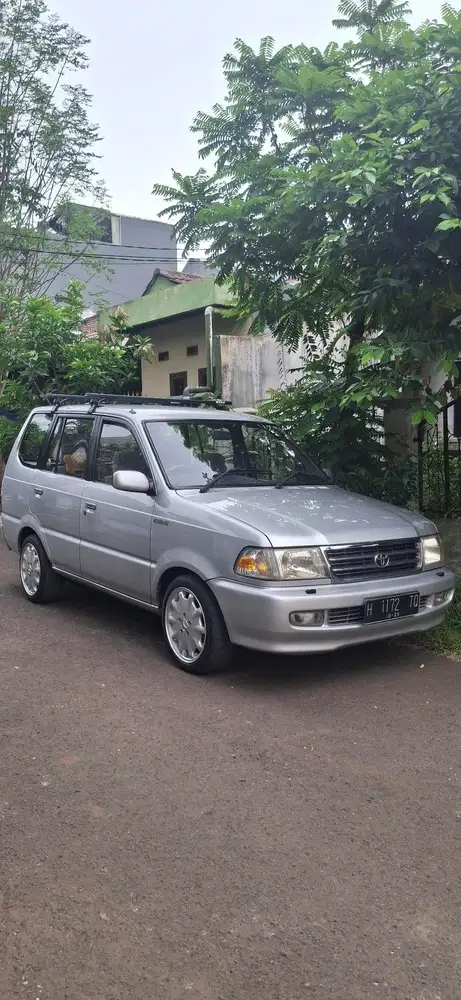 Toyota Kijang 2000 Bensin
