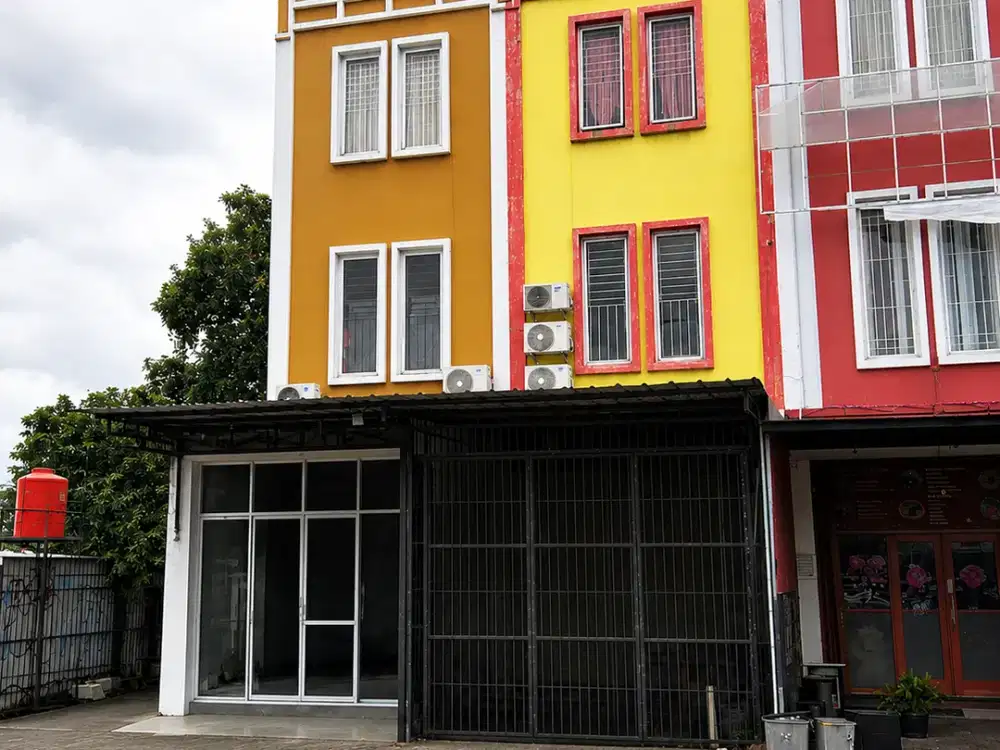 Ruko Strategis 3,5 Lantai di Buaran Indah Tangerang