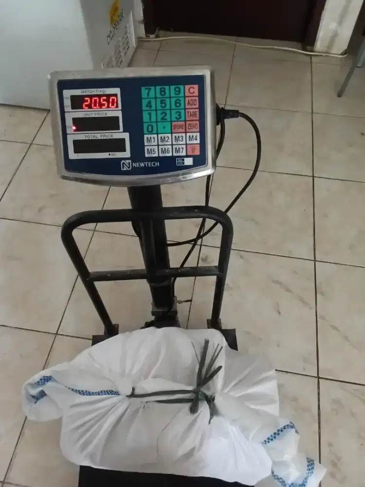 DICARI BAGIAN PRODUKSI