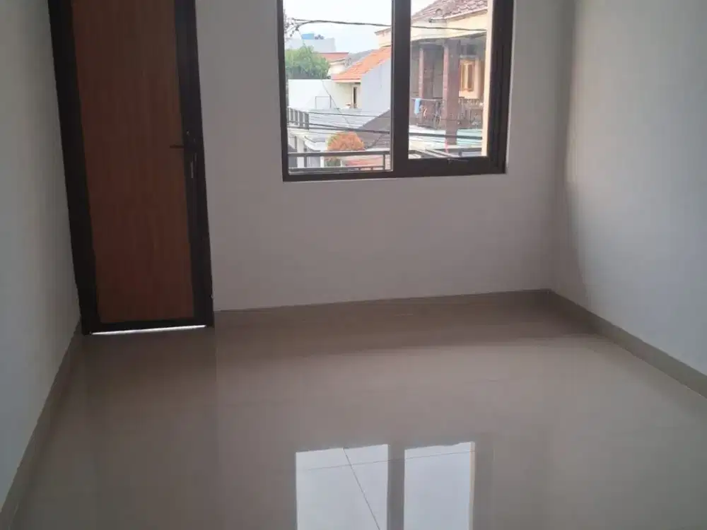 DIJUAL RUMAH BARU 2 LANTAI SAYAP MARTANEGARA BANDUNG
