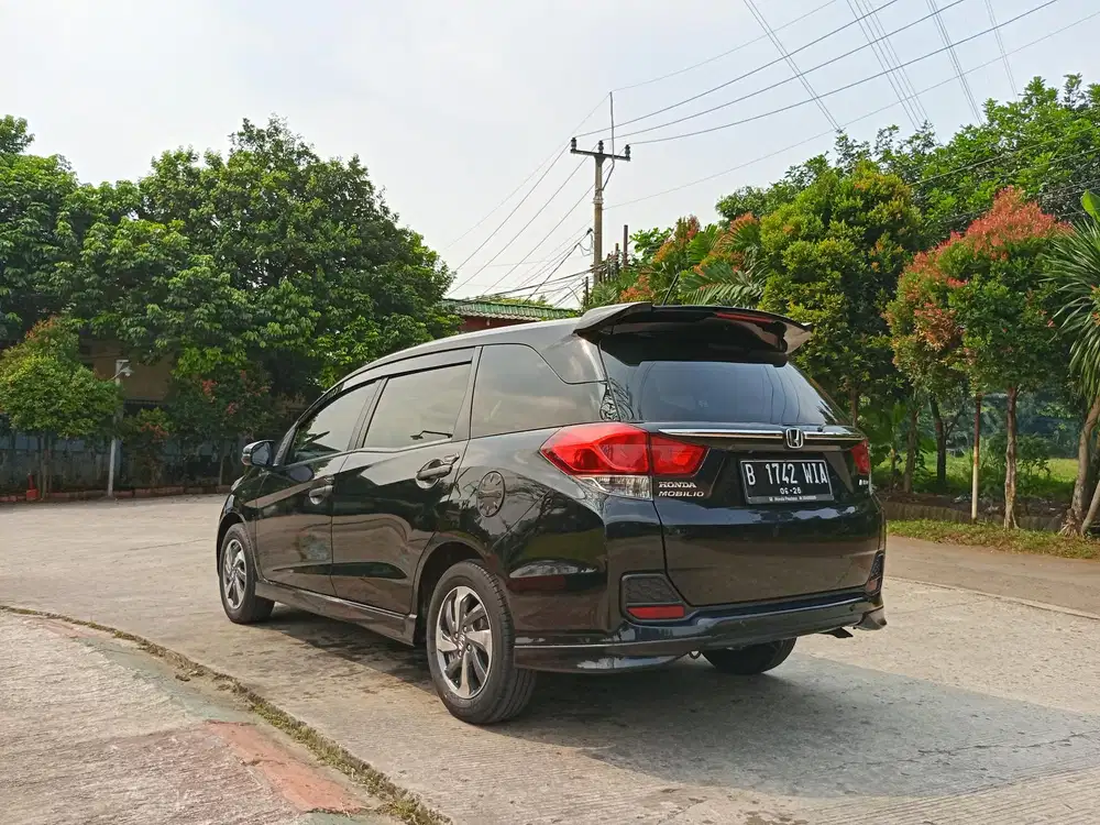 Honda Mobilio e at 2021