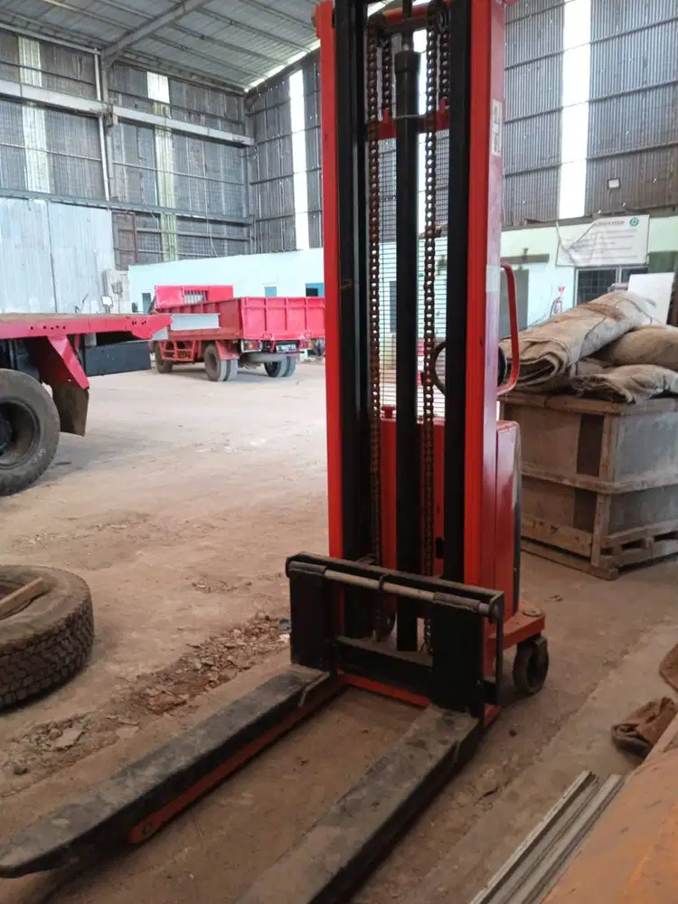 HANDLIFT ELECTRIC STACKER JZX-15-35