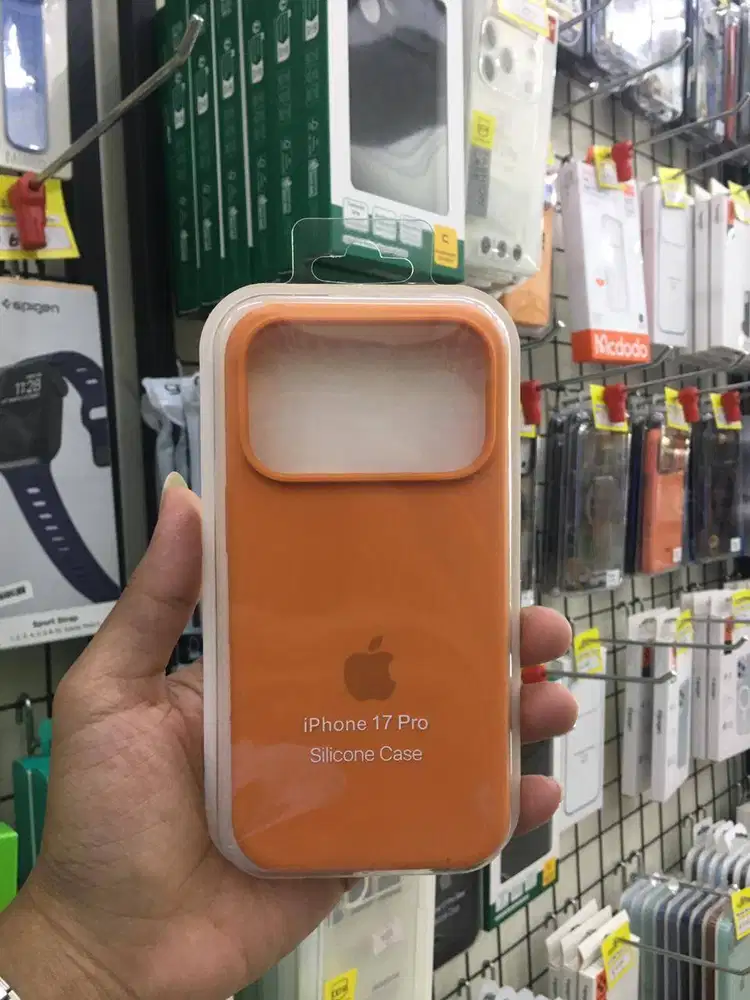 Leather Coated Soft iPhone 17 Pro