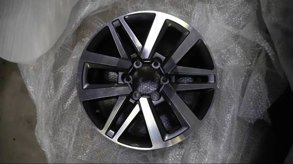 VELG TOYOTA FORTUNER 2016 RING 18, 426110KP60