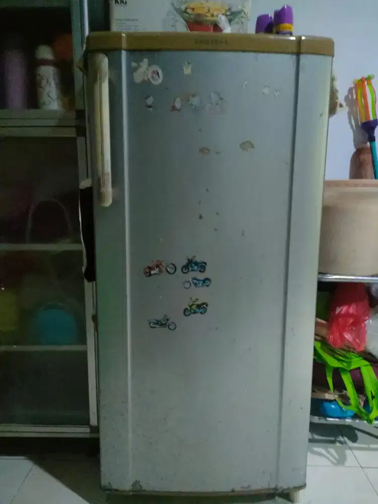 Jual kulkas bekas