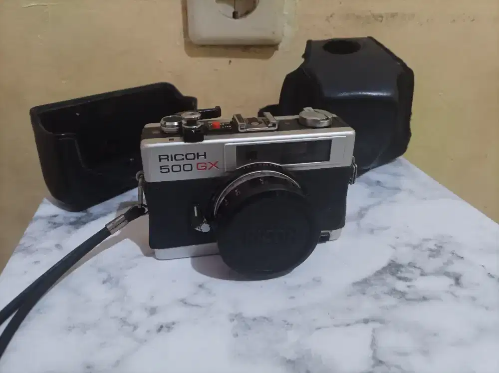 Vintage camera Ricoh 500 GX