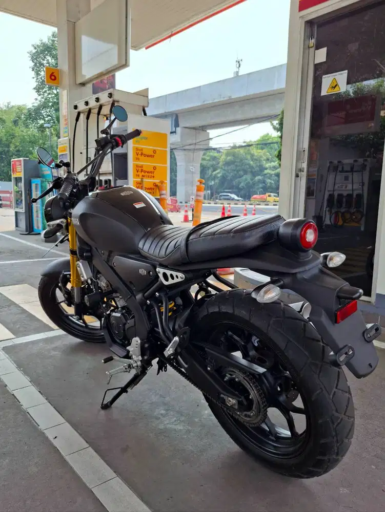 Yamaha XSR 155 2021 KM 1400 Asli Gress Like New Free Part Modif