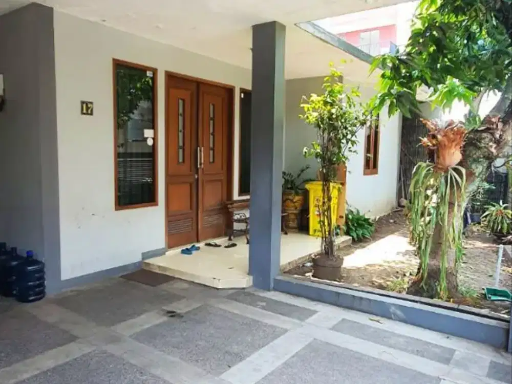 Rumah Besar Siap Huni Dekat Jogja Buah Batu | LT 373 m² | Garasi 2 Mobil | SHM