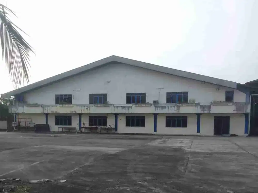 Dijual Gudang Serba Guna LT 9.195 M2 harga termurah 35 M nego deal Bekasi Timur