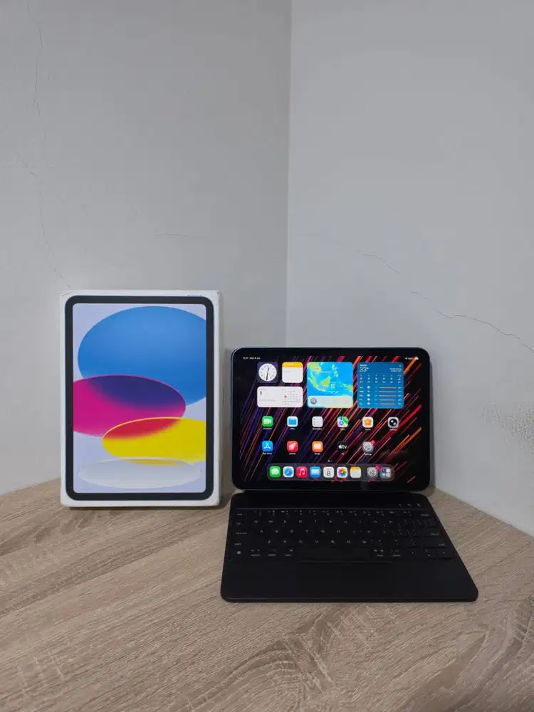 Apple iPad Gen 10 256GB 256 GB Wifi Only Blue + Keyboard 2022 10th