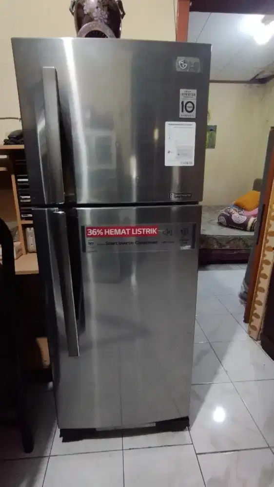 SECOND | KULKAS LG SMART INVERTER GN-B202RLC