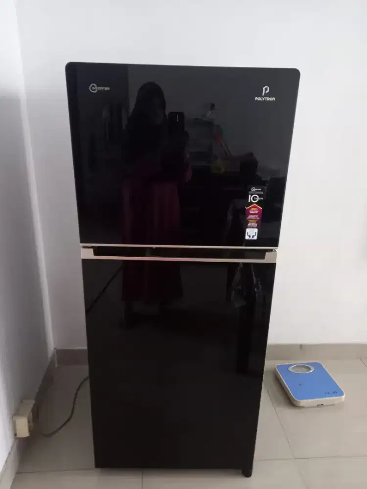 Jual kulkas polytron inverter dua pintu