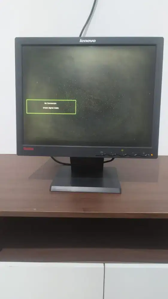 Monitor Lenovo 16inch