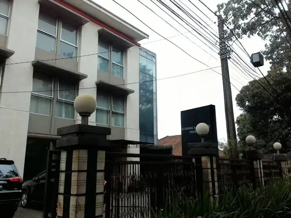 DIJUAL GEDUNG KOMERSIAL DI KAWASAN SUPRATMAN BANDUNG STRATEGIS