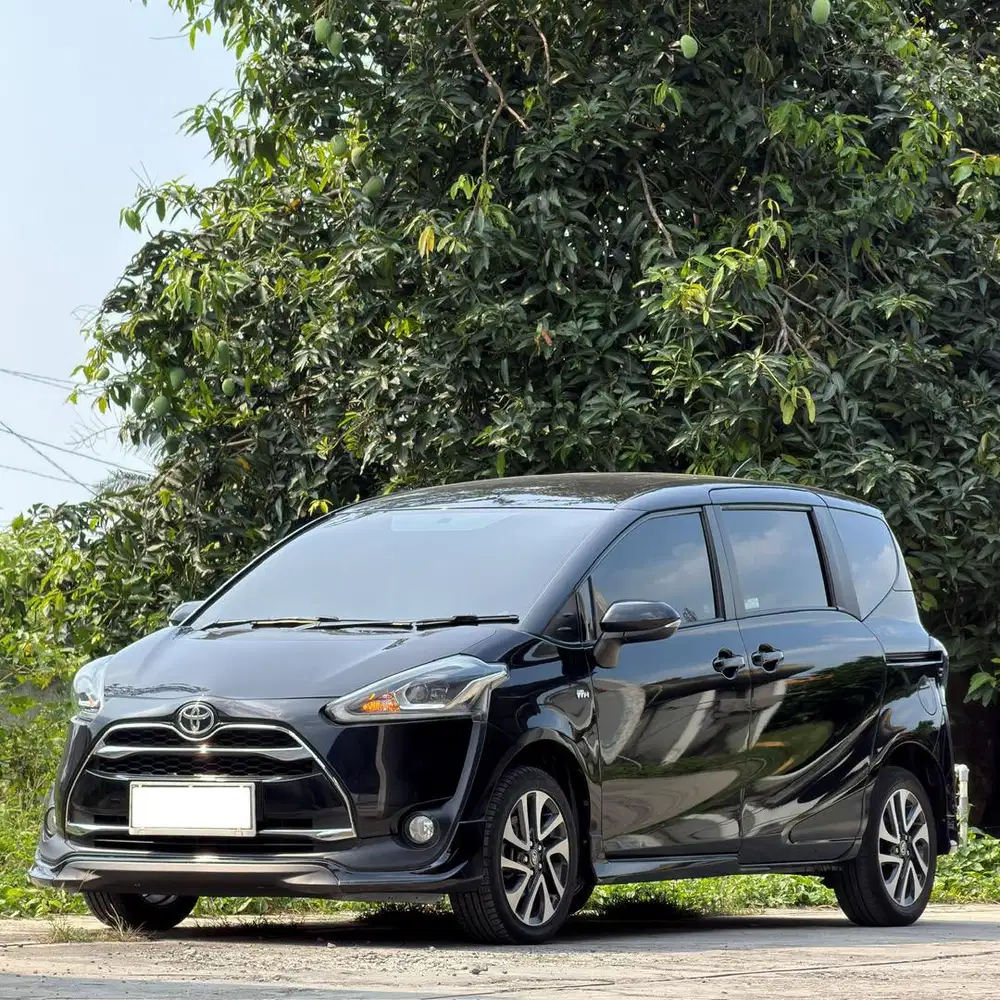 [ORIGINAL CAT SERVICE RECORD] TOYOTA SIENTA Q MATIC 2017