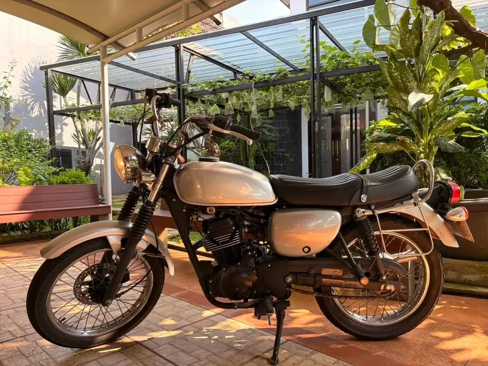 w175 se british kawasaki