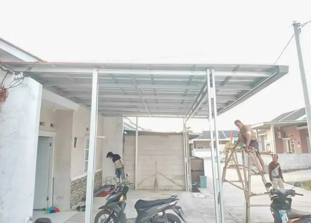 Kanopi baja ringan dan garasi