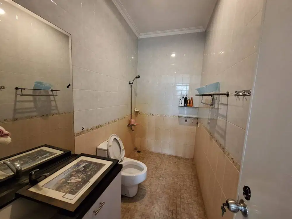 Rumah Asri Minimalis Cluster Dekat Taipei School JTS