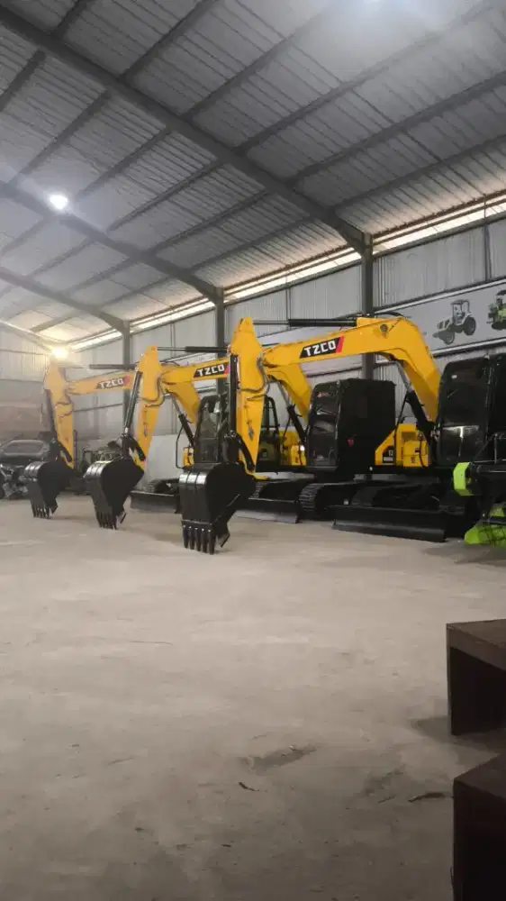 Excavator TZCO6OWXD