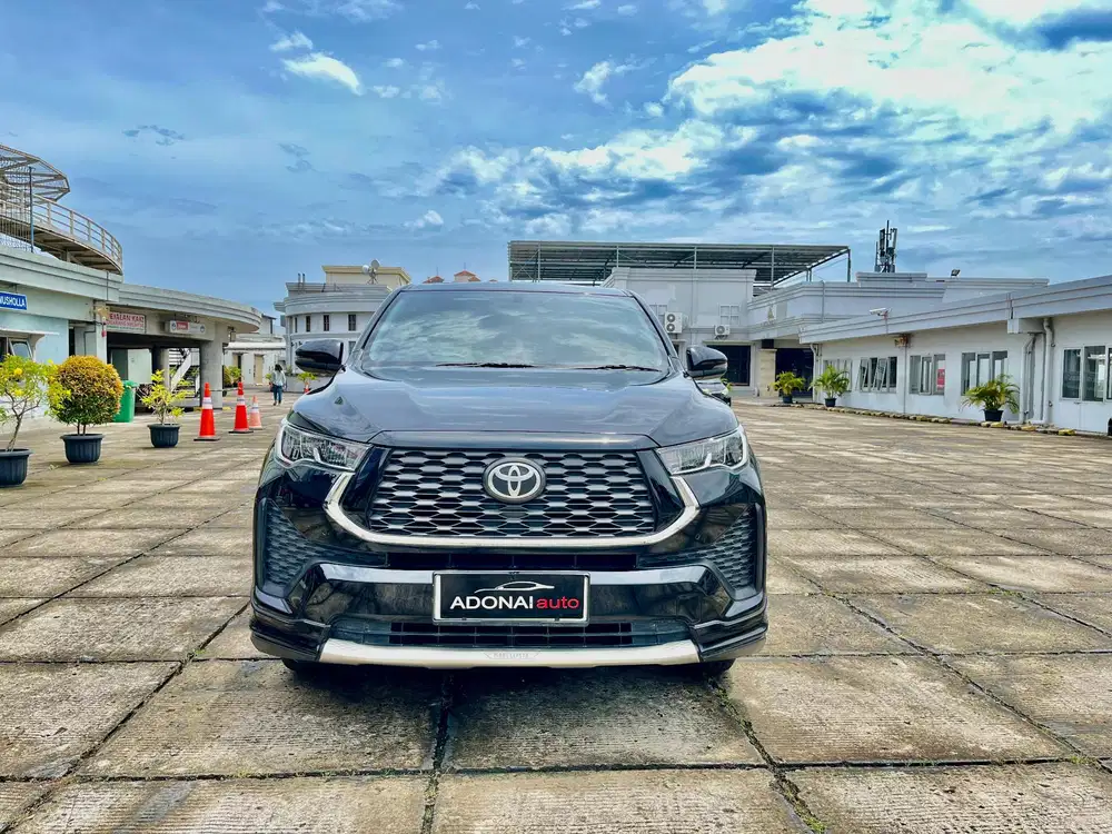 TOYOTA ZENIX V HYBRID MODELISTA AT 2024