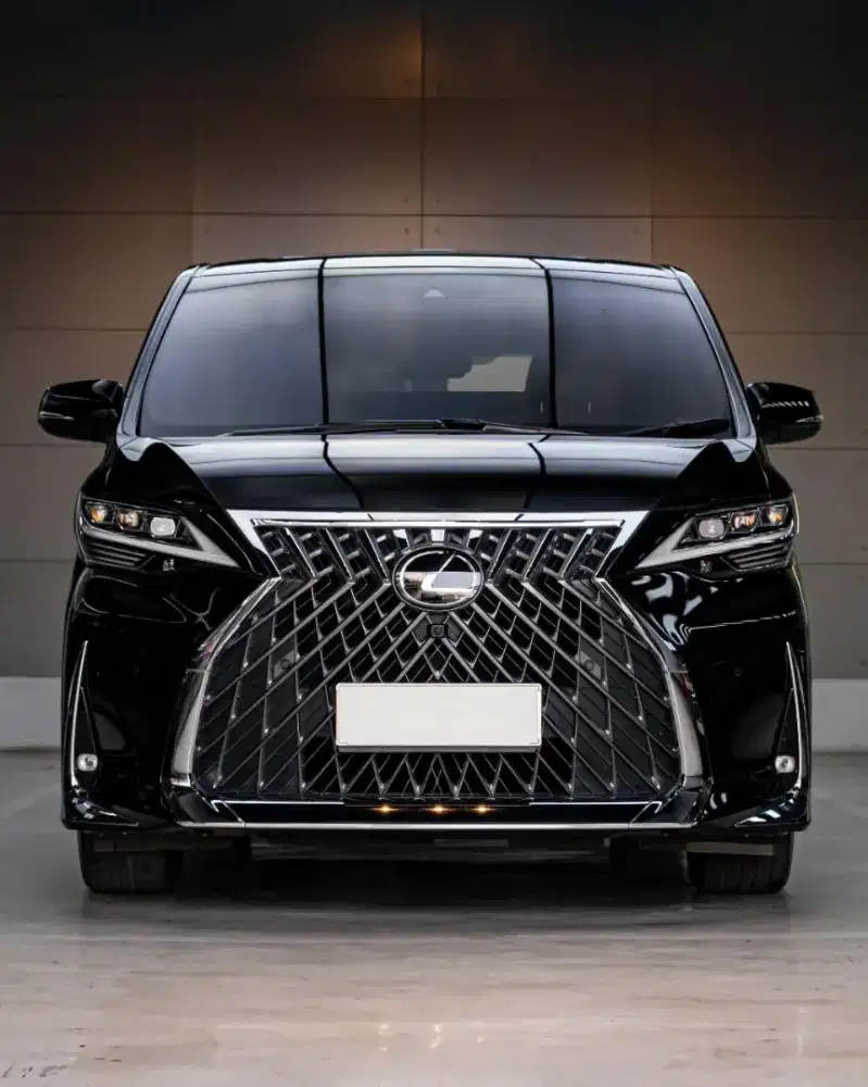 Lexus LM350 VIP 4-Seater 2021