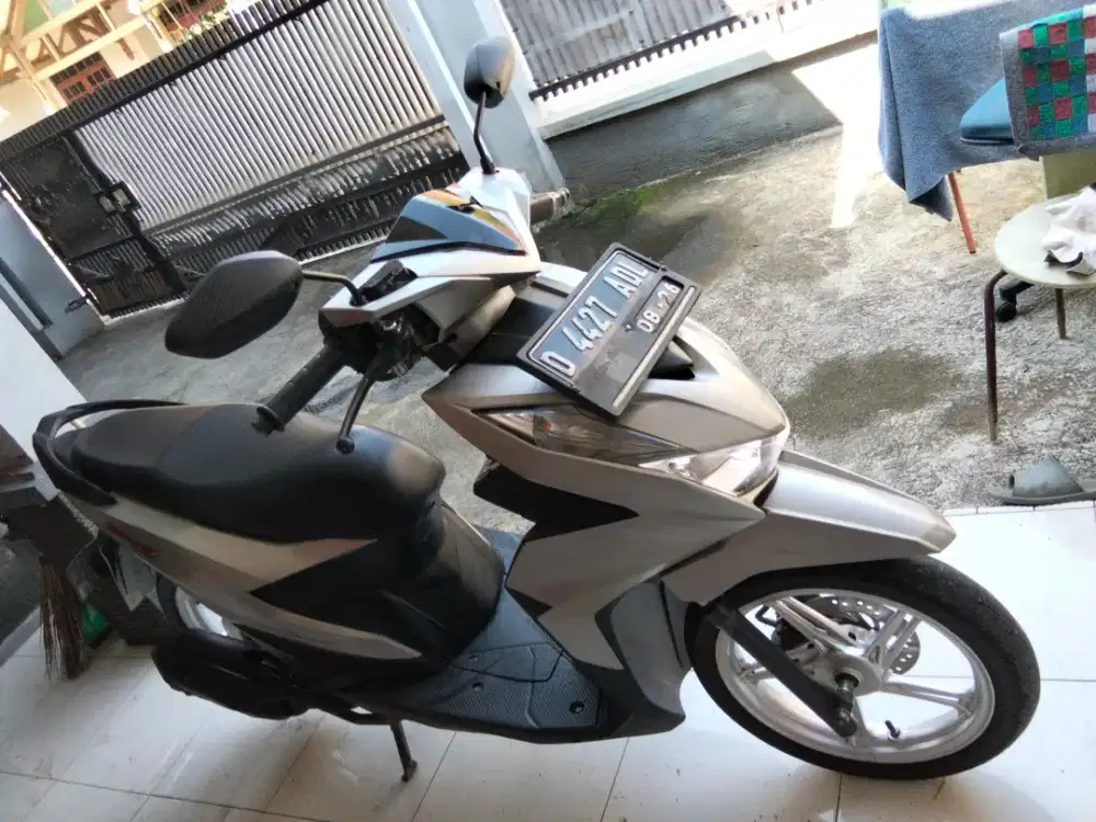 Honda Beat Deluxe CBS ISS 2021, Low Km