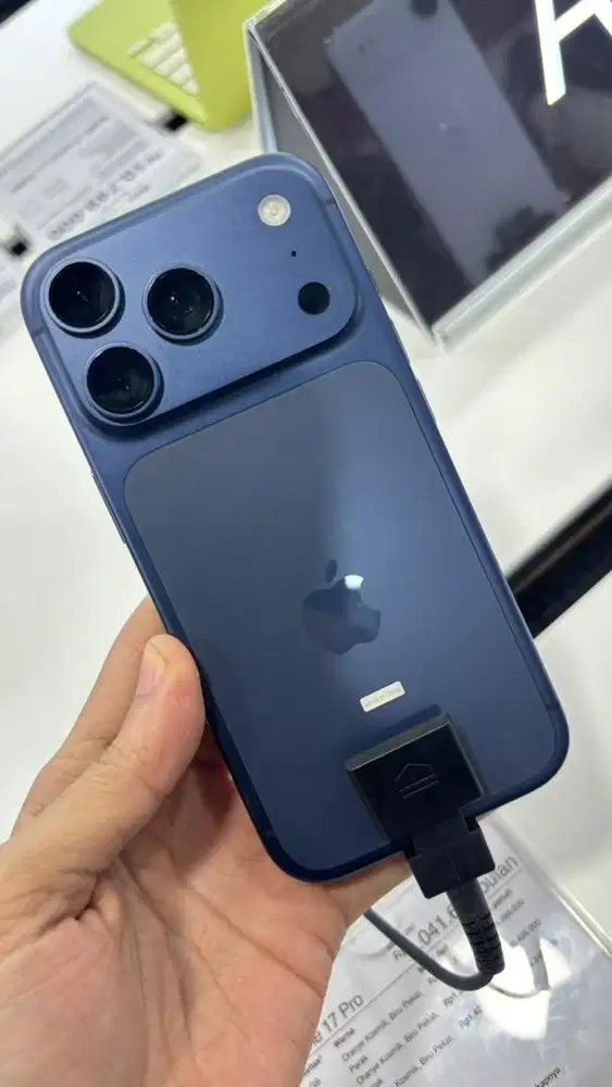 Apple series garansi resmi terima cicilan
